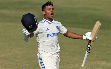 భారత్ ఆధిపత్యం – రెండో టెస్ట్ రెండో రోజు ముగిసింది