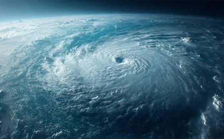 మొంథా ప్రభావం.. తెలంగాణలో ఎడతెరపిలేని వర్షాలు