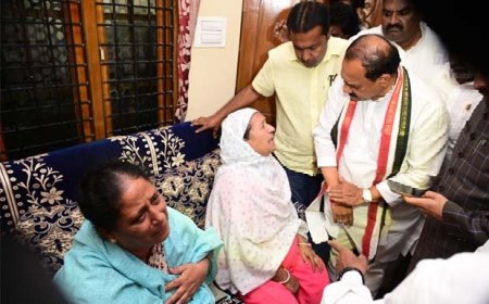 సౌదీ అరేబియాలో ఘోర రోడ్డు ప్రమాదంలో 18 మంది హైదరాబాద్ కుటుంబ సభ్యులు దుర్మరణం