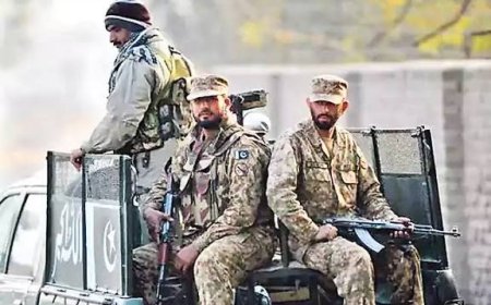 ఆఫ్ఘన్‌ మంత్రి భారత్‌లో . పాక్ దాడులు! 9 చిన్నారుల మృతి