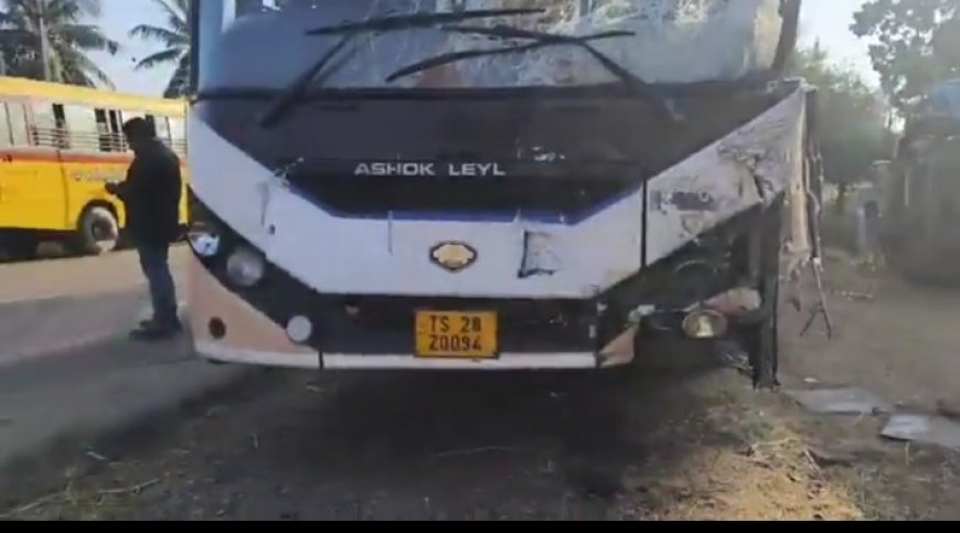 భద్రాద్రి కొత్తగూడెంలో ఘోర రోడ్డు ప్రమాదం: ఆర్టీసీ బస్సును ఢీకొట్టిన టాటా వాహనం