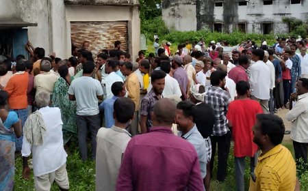 ఖమ్మం: యూరియా కోసం తెల్లవారుజాము నుంచే నిరీక్షణ!