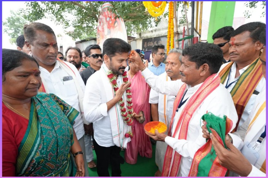 మనవడితో కలిసి నిలువెత్తు బంగారం… మేడారంలో సీఎం రేవంత్ రెడ్డి