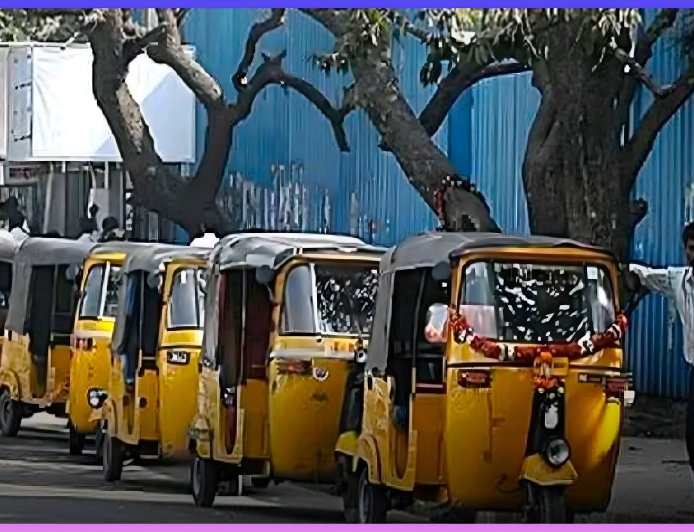 ఉచిత బస్సు పథకం ప్రభావం.. ఆటో డ్రైవర్లకు జీవన సంక్షోభం